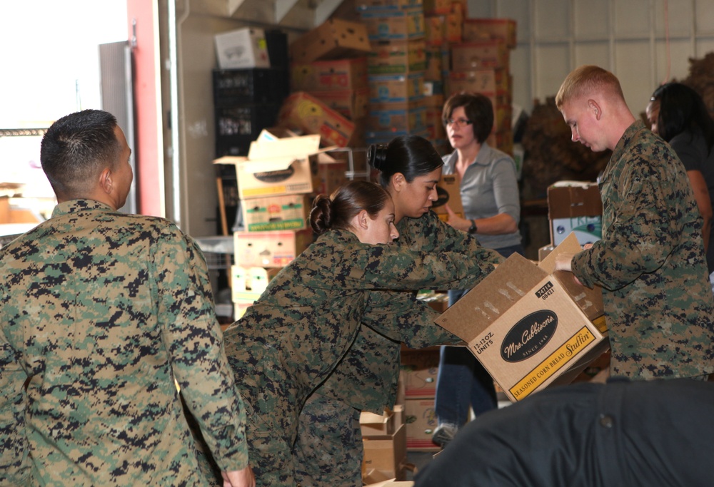 Food locker feeds Marines, sailors Thanksgiving meals