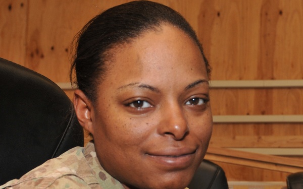 Bayonet soldiers depend on a functioning team to support battalion