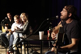 Country music comes to Cherry Point