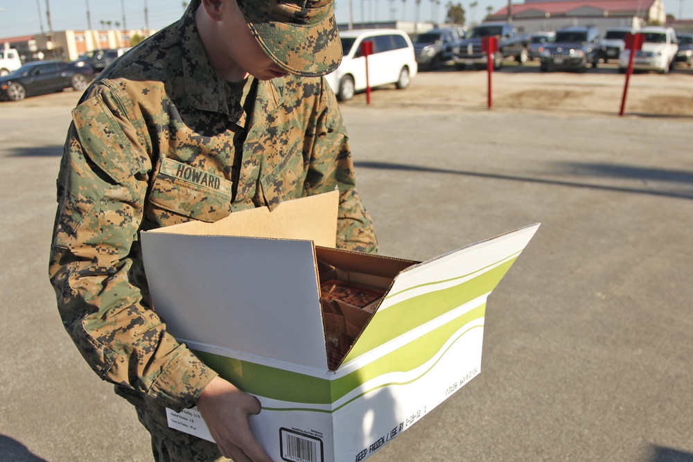 Free Thanksgiving meals donated to MEU Marines