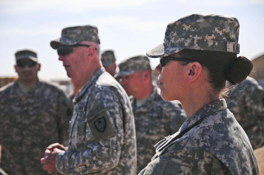 Sgt. Maj. Cynthia Kallberg visits 2-135 Infantry