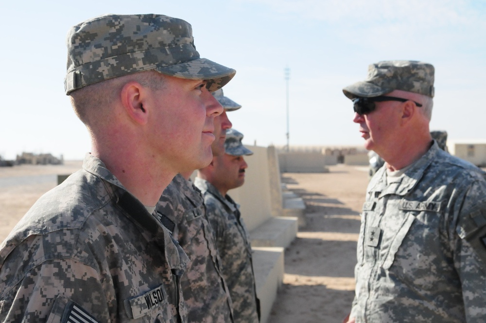 Maj. Gen. Nash visits 1-94 Cavalry