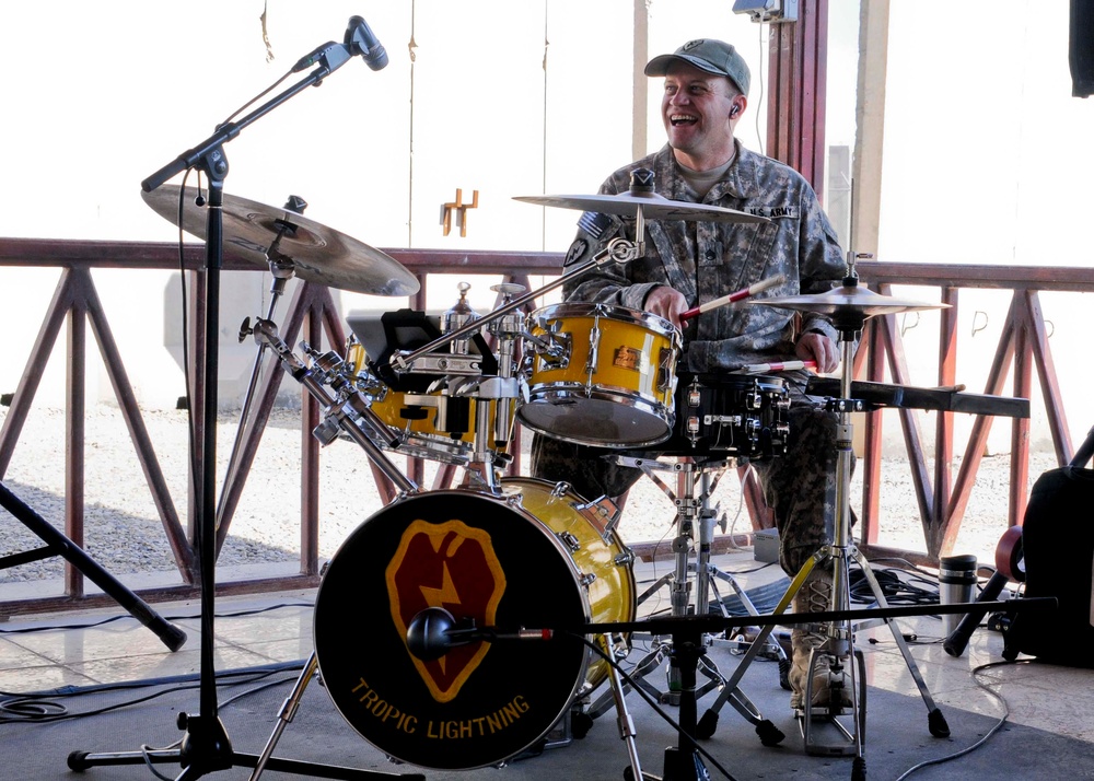 Adder celebrates Thanksgiving