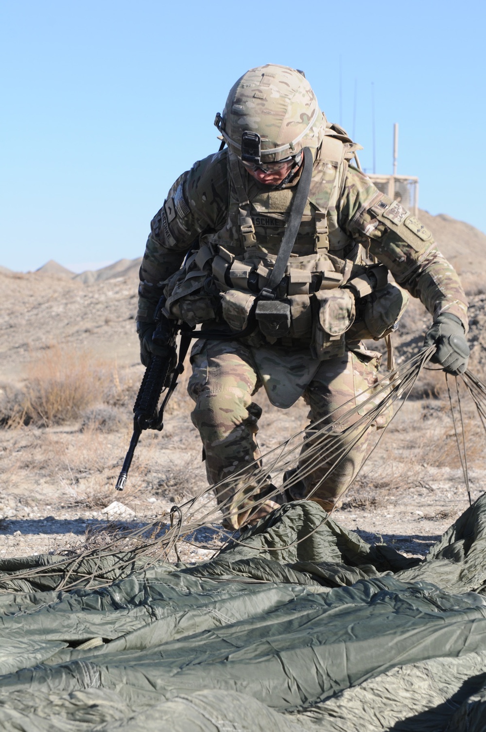 Largest air load ever drops in on FOB Curry