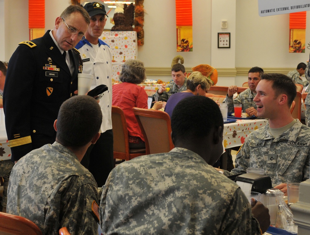 Marne Thanksgiving feast, DFAC competition