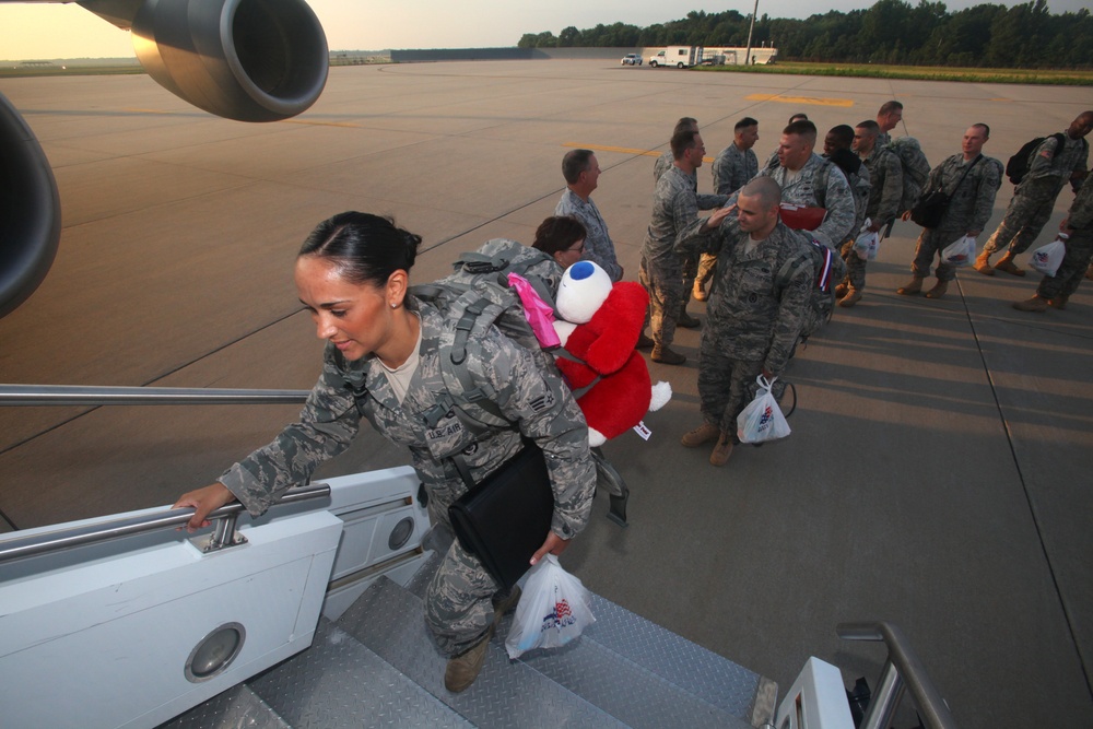 New Jersey Air National Guard Unit deploys in support of Operation New Dawn