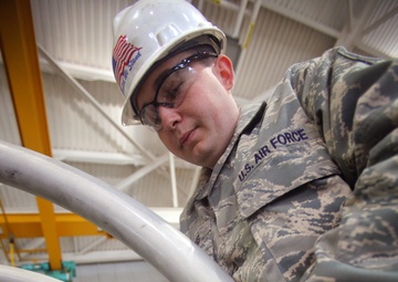 177th airmen at work