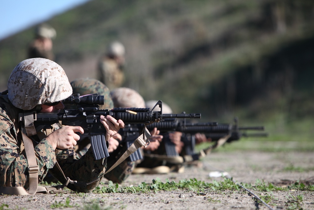 Marines shoot for combat accuracy