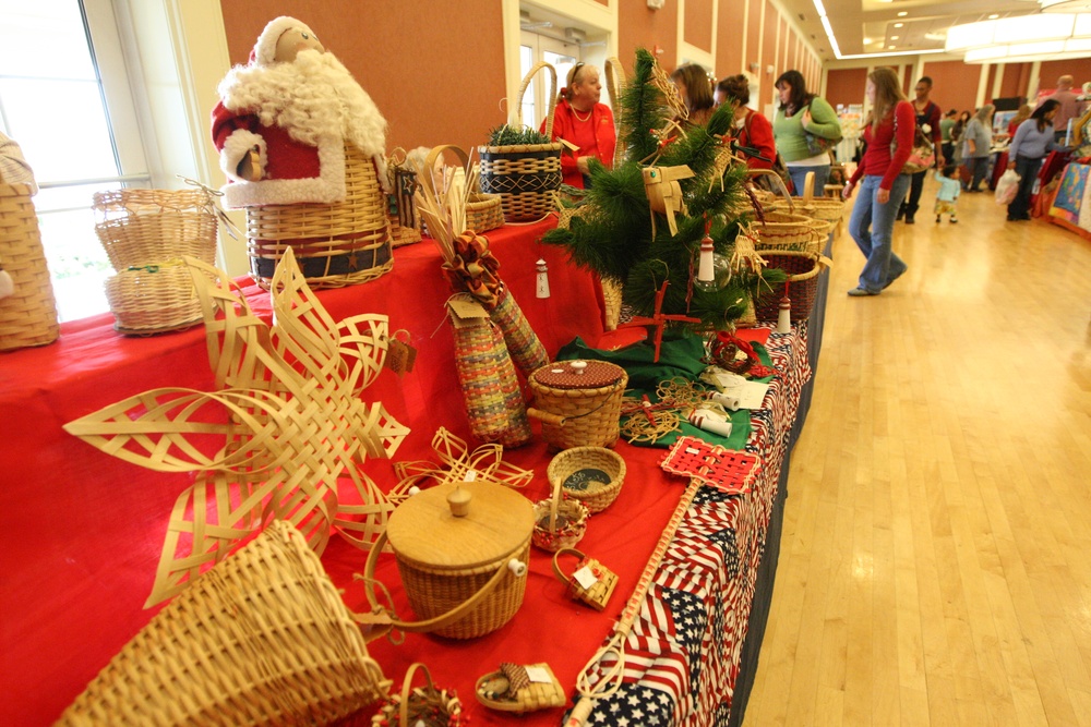 Holiday shopping season begins at annual craft fair