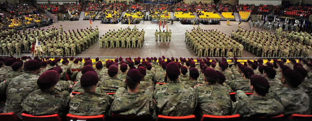 4th Airborne Bridage Combat Team, 25th Infantry Division deployment ceremony