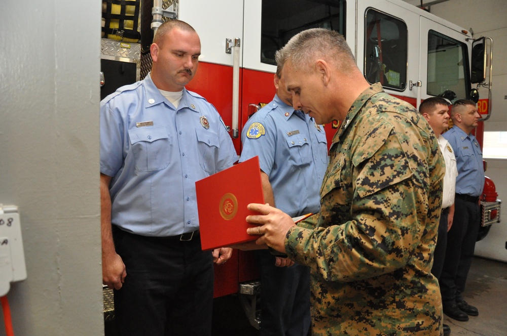 Firefighters receive Certificate of Commendation