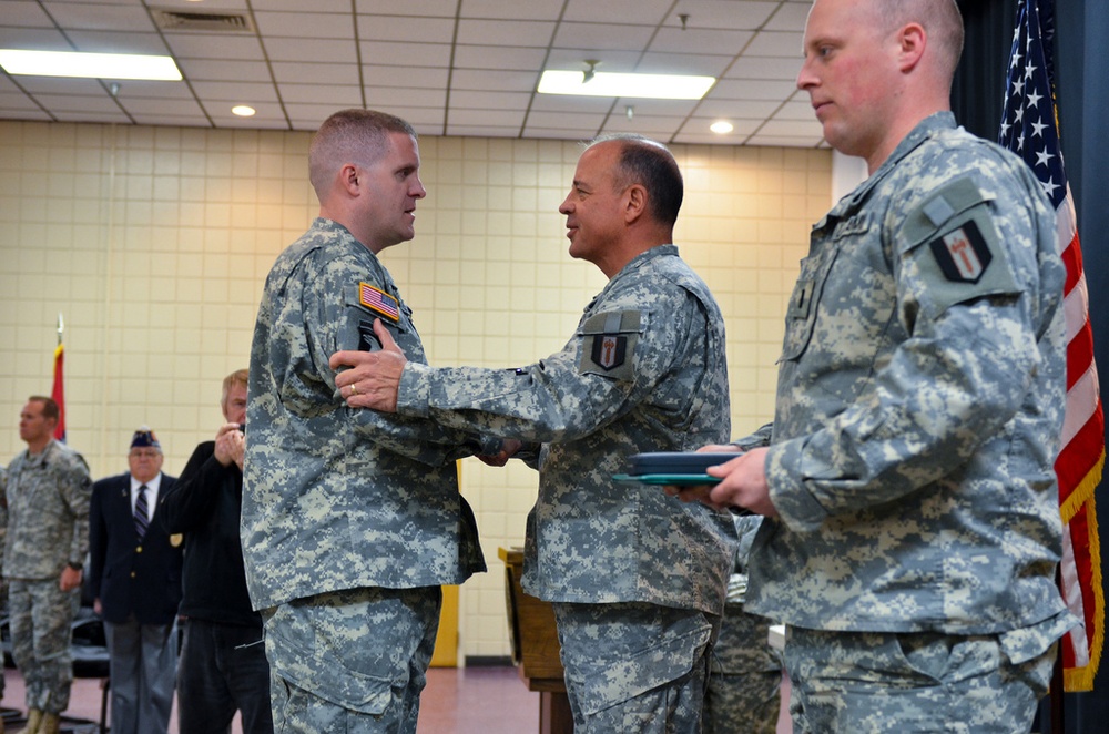 302nd MEB military policeman recieves Purple Heart