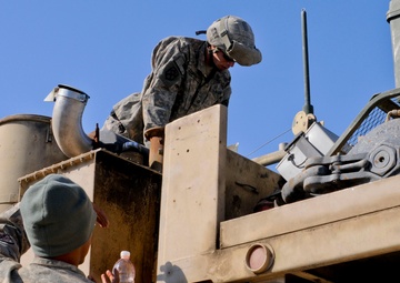 Mounting up for last ride out of Iraq
