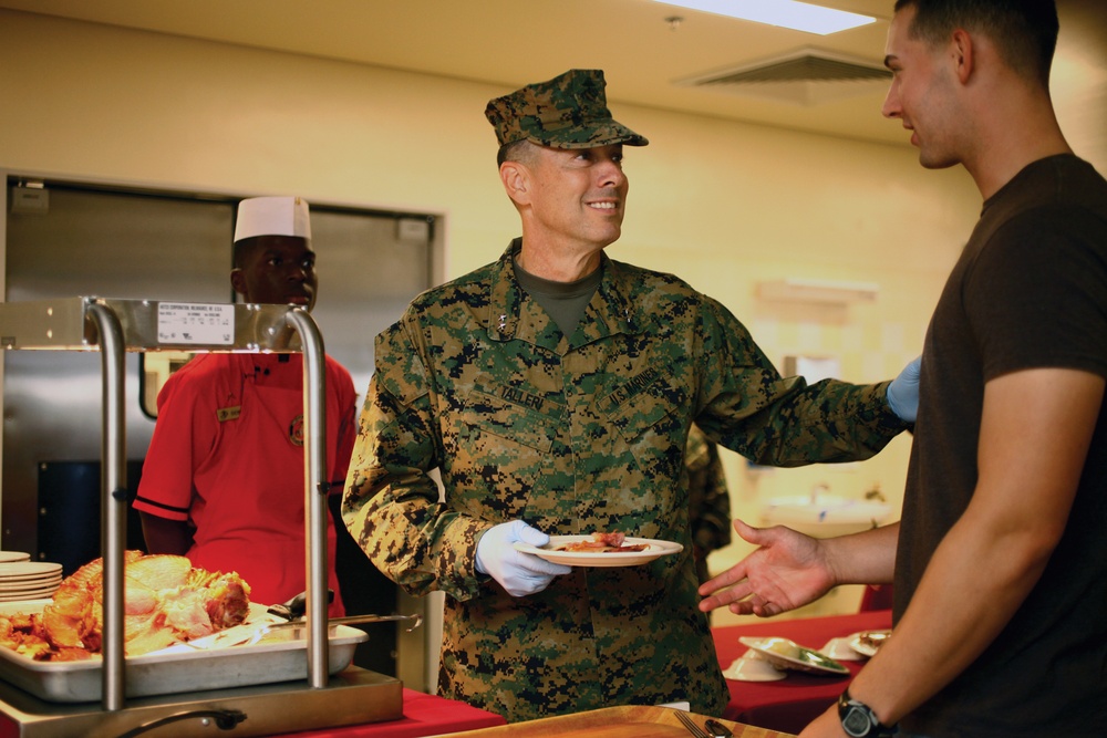 Senior leaders serve holiday meals