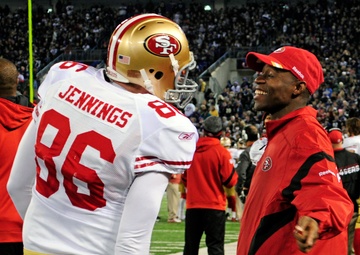 Soldier establishes unique bond with NFL team