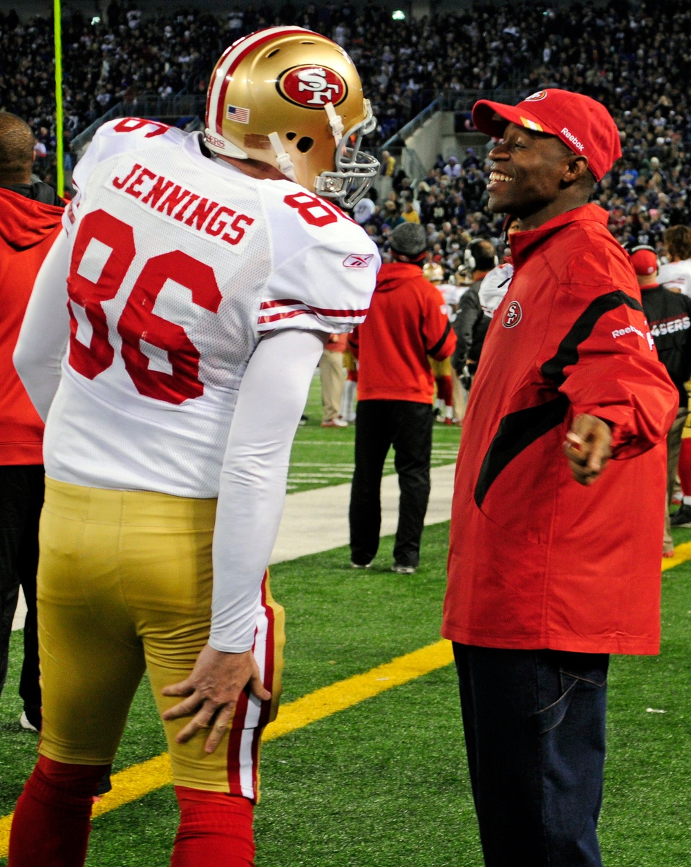 Soldier establishes unique bond with NFL team