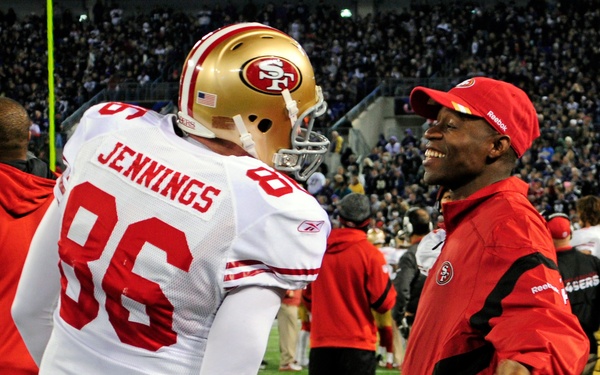 Soldier establishes unique bond with NFL team