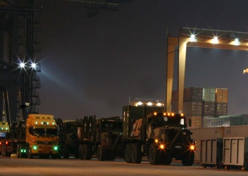 CLR-3, 9th ESB Marines depart to assist with flood relief efforts