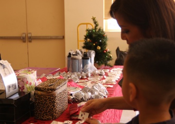 Charity event provides free presents to Pendleton families