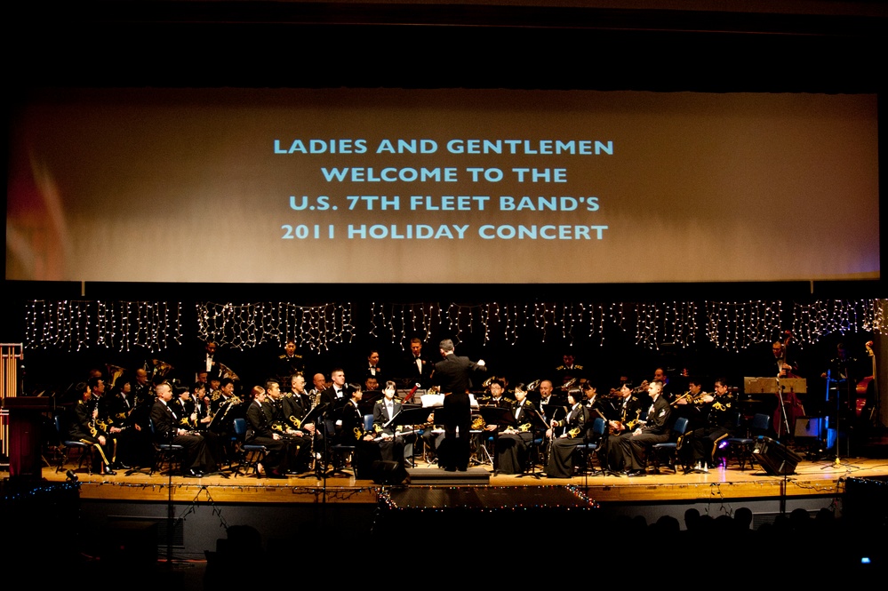 US 7th Fleet band's holiday concert