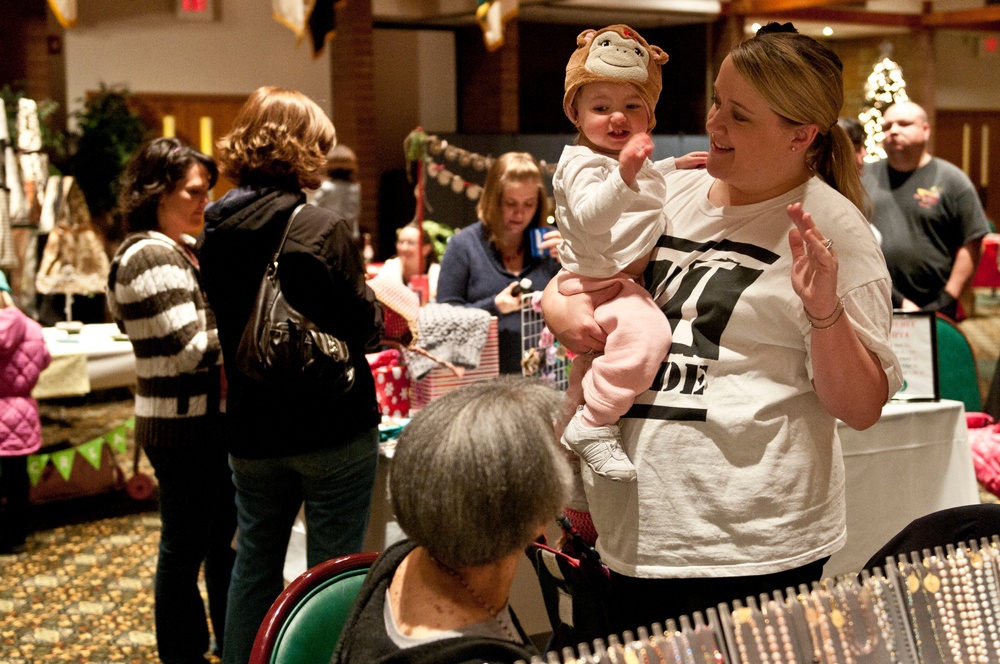 McChord Holiday Bazaar a bonding tool for military spouses