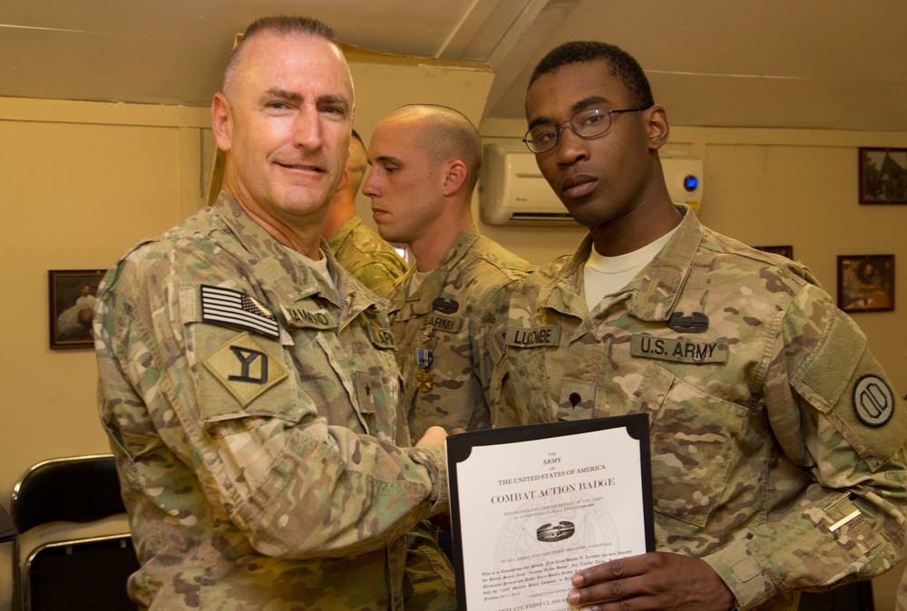 Huntsville, Ala., soldier receives combat awards