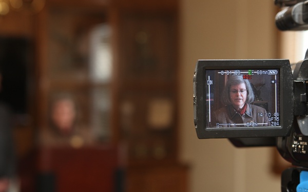 Petraeus visits Camp Lejeune to protect service members from fraud