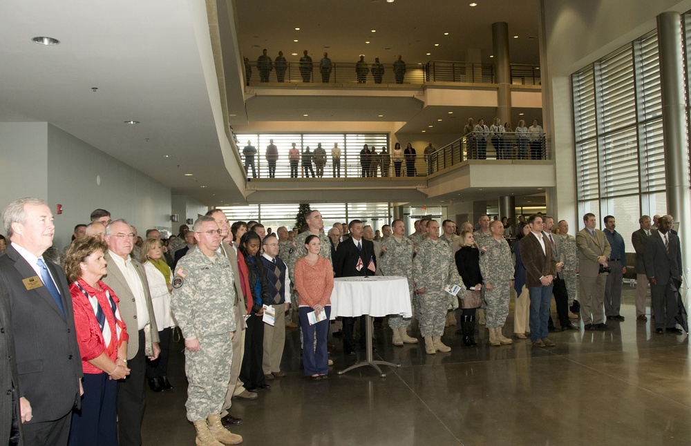 New facility opens for Army Reserve and Alabama National Guard