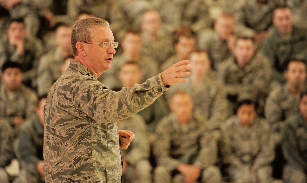 18th AF commander, command chief make official visit to Scott AFB