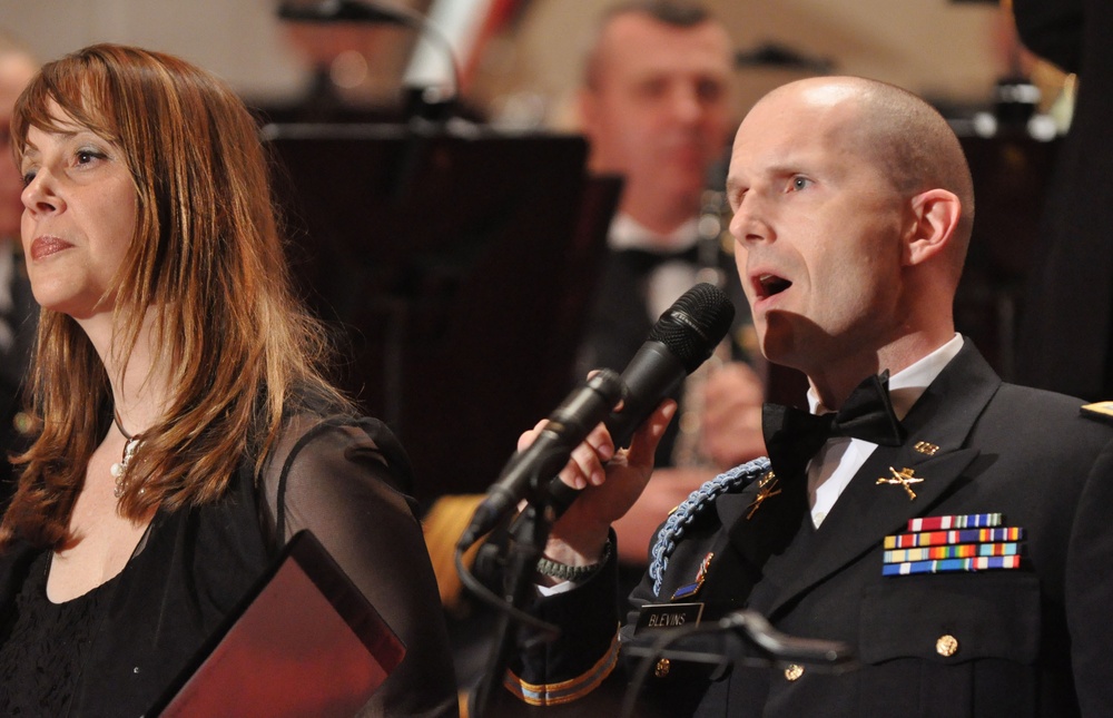 29th Division Band conducts Holiday Concert Series