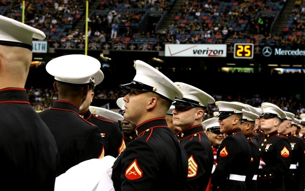 MARFORRES Marines score a touchdown with local community's hearts