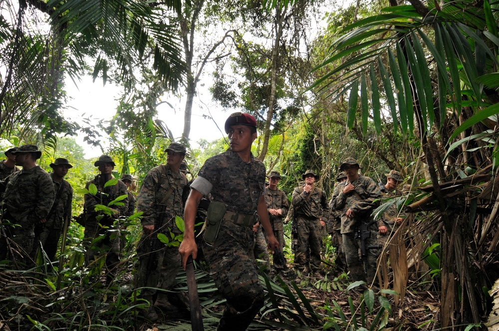Amphibious Southern Partnership Station 2012