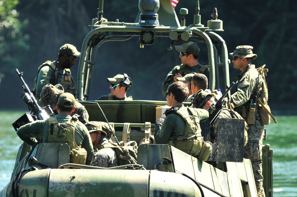 Amphibious Southern Partnership Station 2012