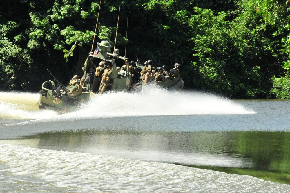Amphibious Southern Partnership Station 2012