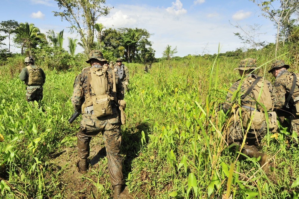 Amphibious Southern Partnership Station 2012