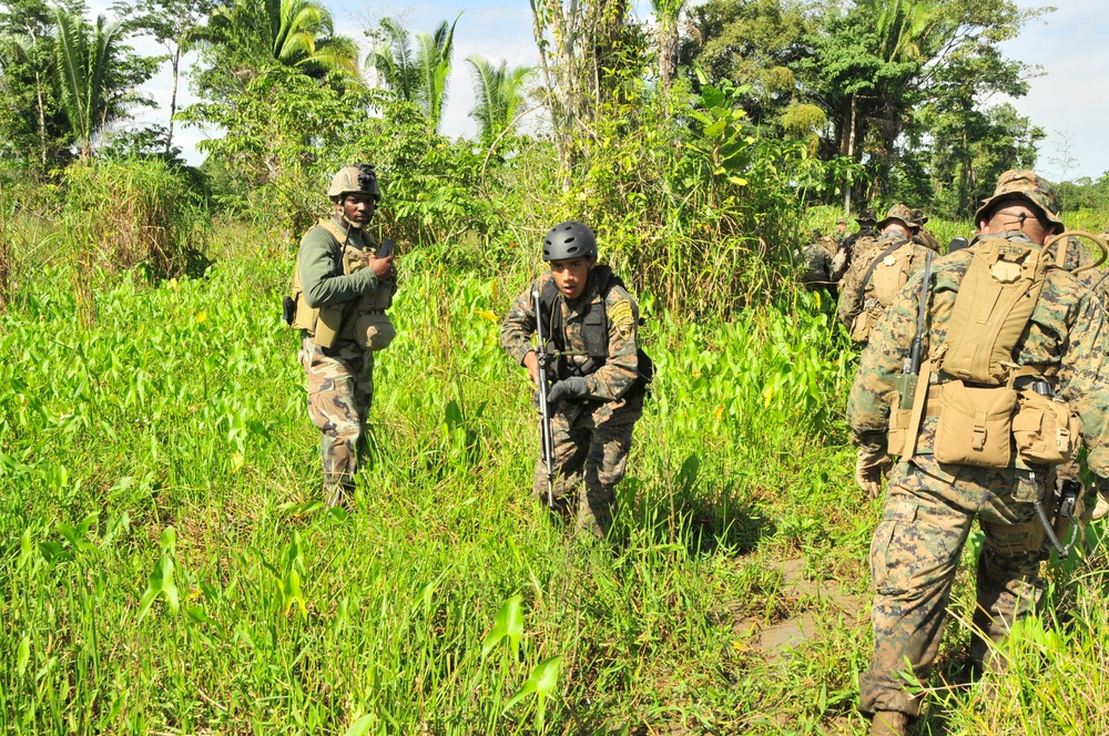 Amphibious Southern Partnership Station 2012