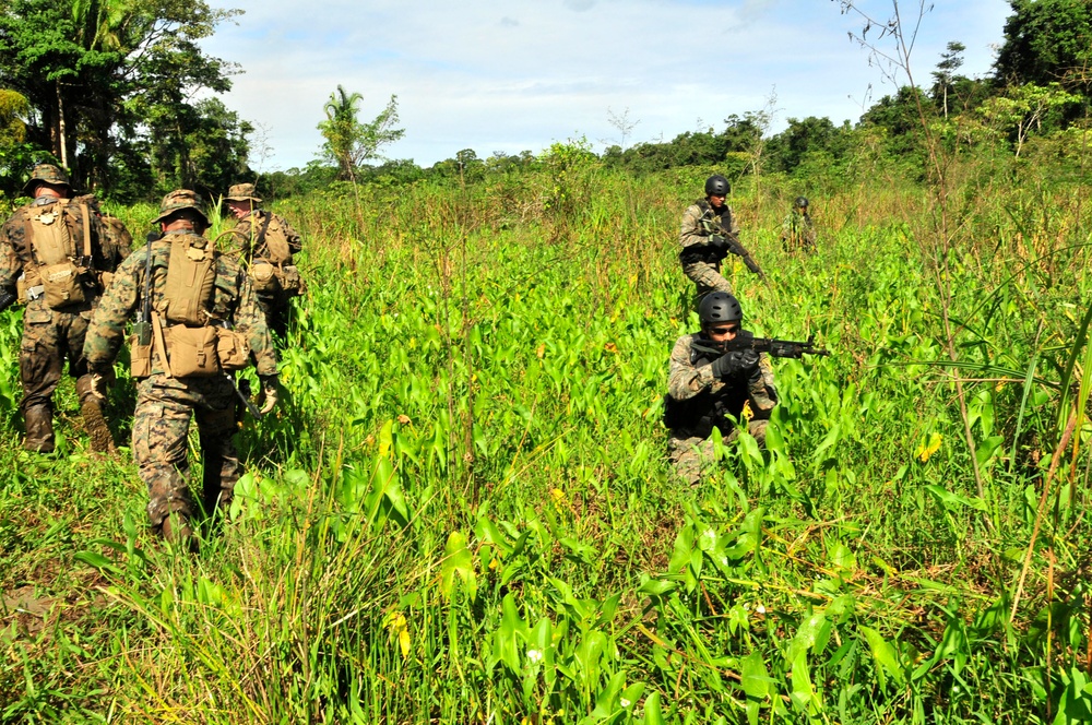 Amphibious Southern Partnership Station 2012