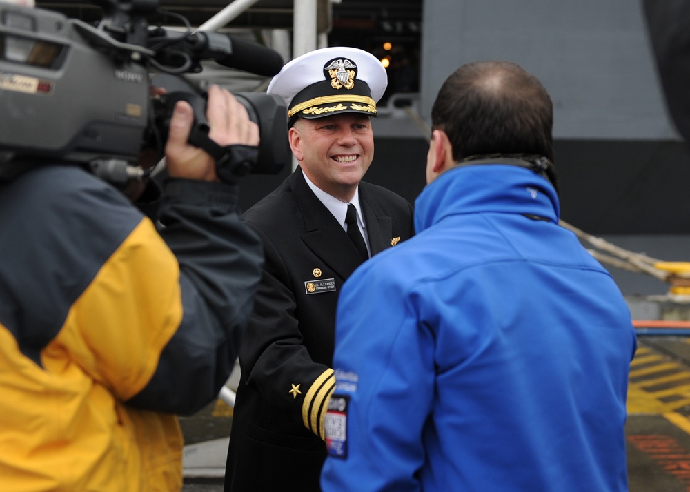 USS Abraham Lincoln action