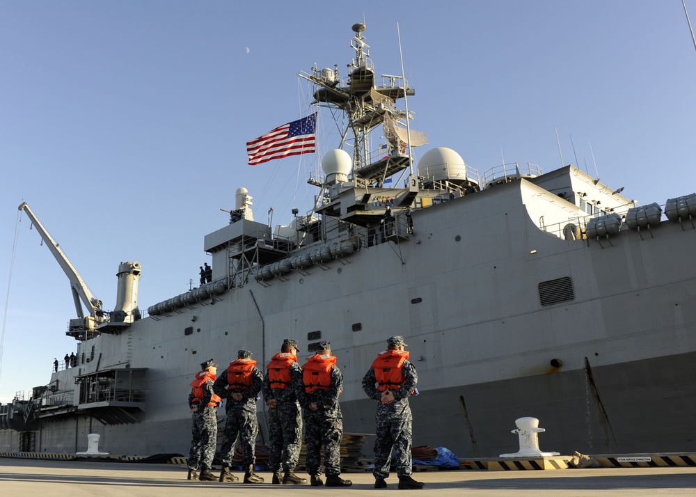 USS Ponce returns home