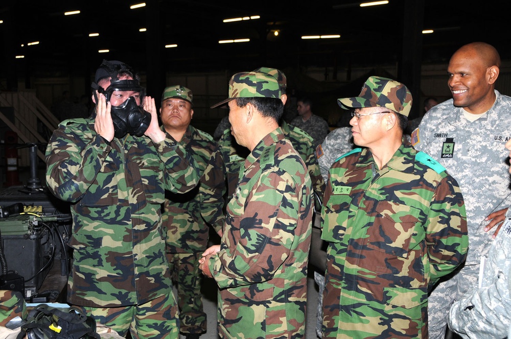 South Korean CBRN soldiers visit 20th Support Command