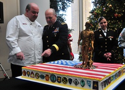 Cake Boss helps National Guard celebrate 375 years, donates iconic cake
