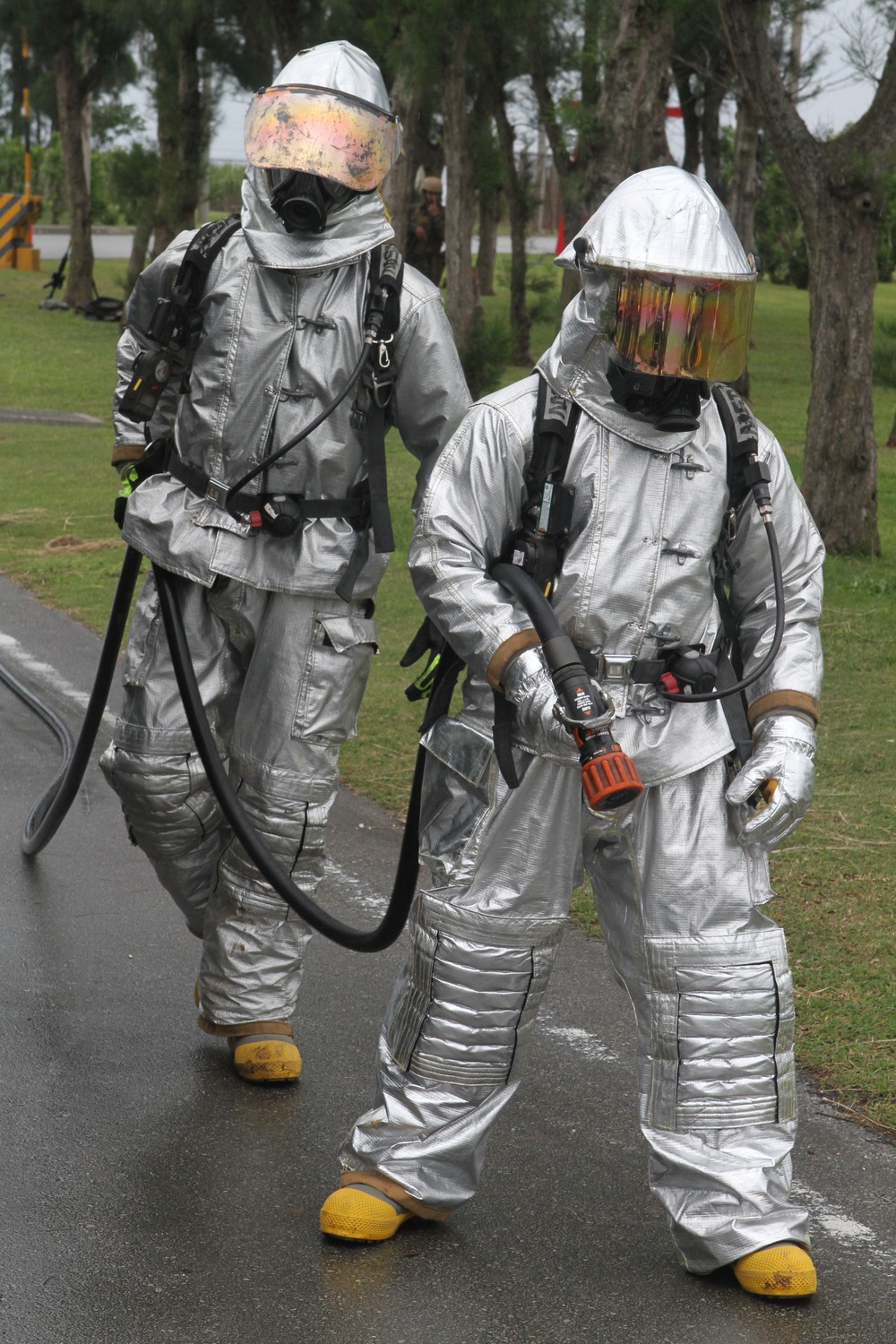 Aircraft rescue firefighters conduct training on Ie Shima