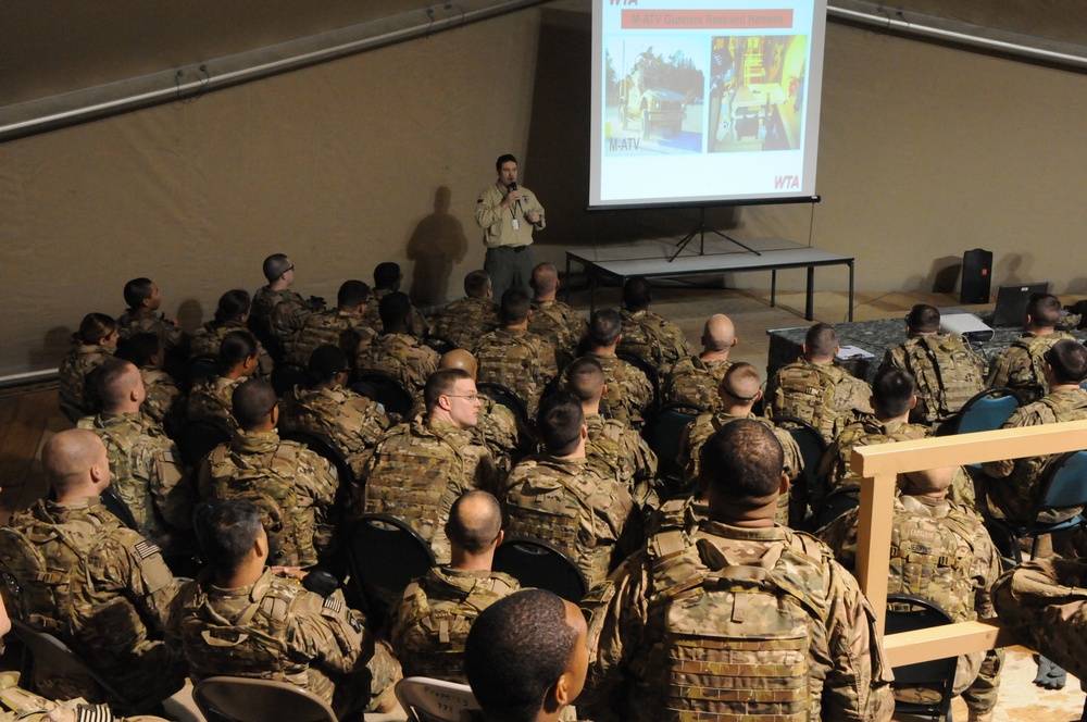 Paratroopers conduct MRAP egress training