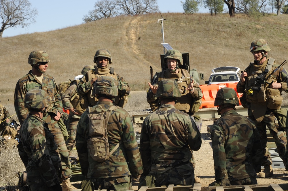 Seabee Commander reminding of ways to work together safely.