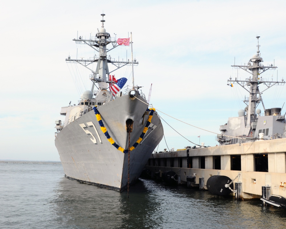 USS Mitscher comes home