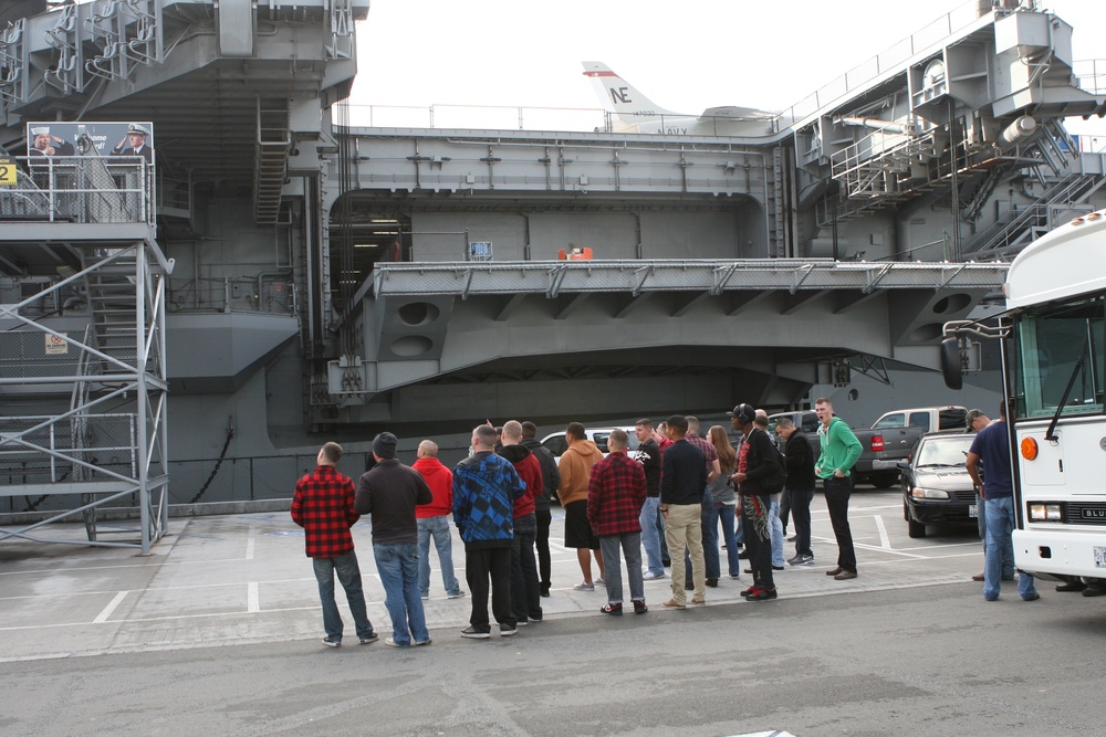 Marines get familiar with new duty station