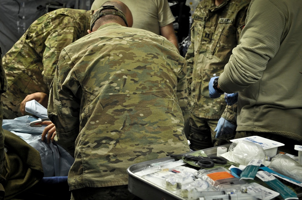 Soldier helps surgeons operate at  Forward Operating Base Shank