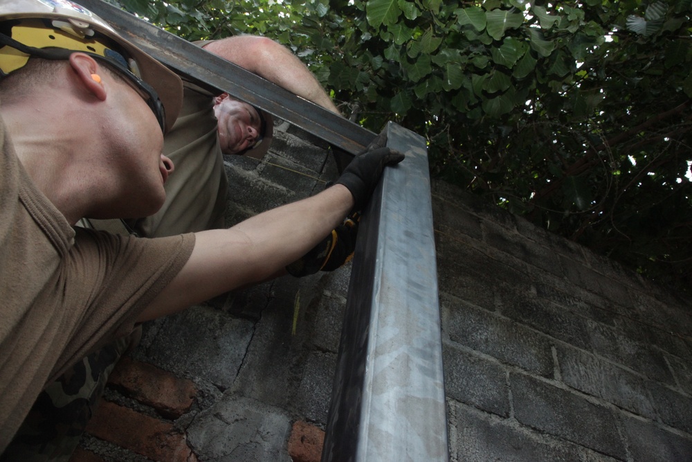 HSV-2 Swift/Southern Partnership Station 2012