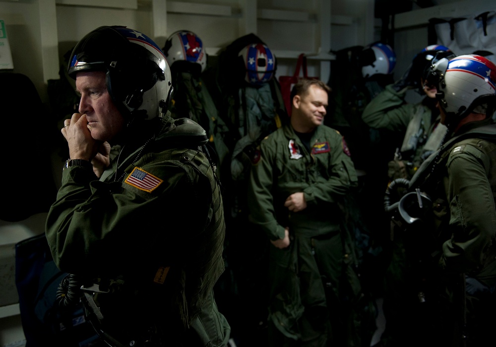 USS Carl Vinson in the Pacific Ocean