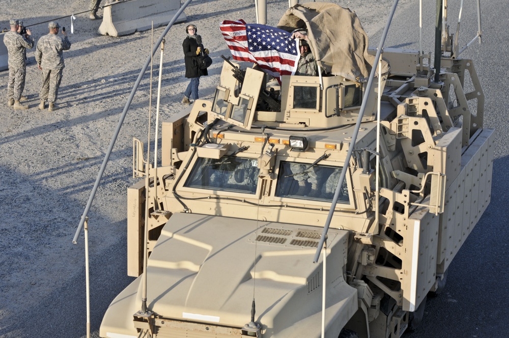 Last troops out of Iraq